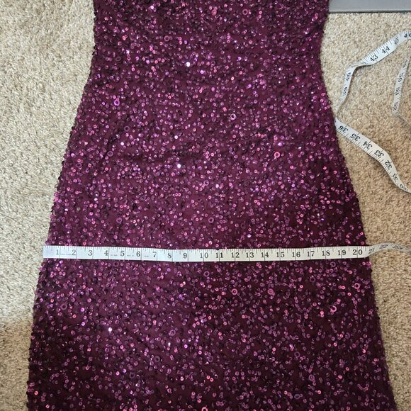 Sz 10 Adrianna Papell Scoop Back S/S Sequin Mesh Gown in Cabernet - Picture 10 of 11